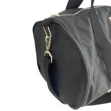 Load image into Gallery viewer, waxed duffle the bag black