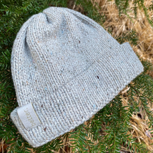 Load image into Gallery viewer, meglio. naturale beanie