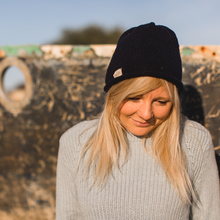 Load image into Gallery viewer, besser. beanie pacifique