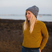 Load image into Gallery viewer, besser. stripe beanie pacifique & ozone