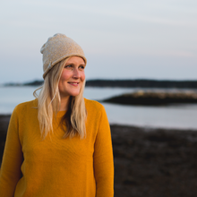 Load image into Gallery viewer, besser. stripe beanie argan & ozone