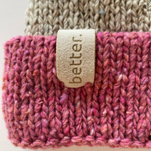 Load image into Gallery viewer, Contrast cuff beanie rosa