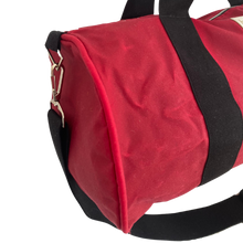 Load image into Gallery viewer, waxed duffle the bag red
