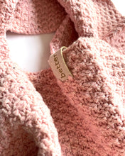 Load image into Gallery viewer, bedre. long loop scarf rose
