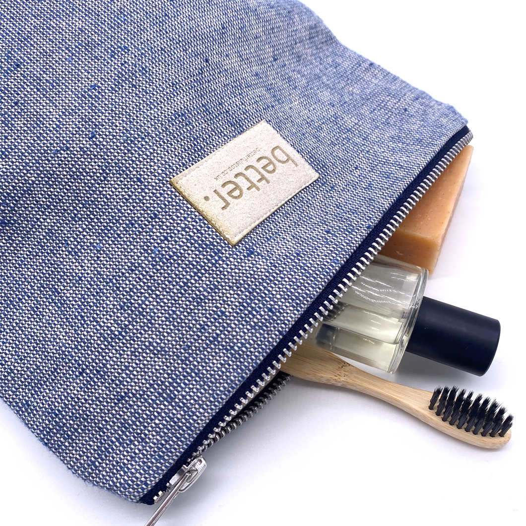 Lomme navy wash bag