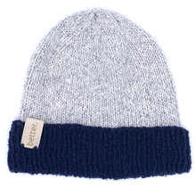 Load image into Gallery viewer, melhor. mini beanie ozone / pacifique
